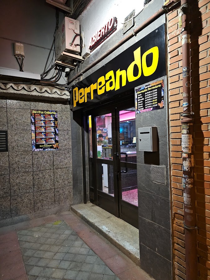Perreando Av. los Estados 16. Fuenlabrada