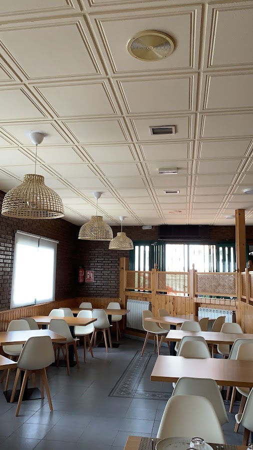 Restaurante-Bar-Asiático PAPALIU