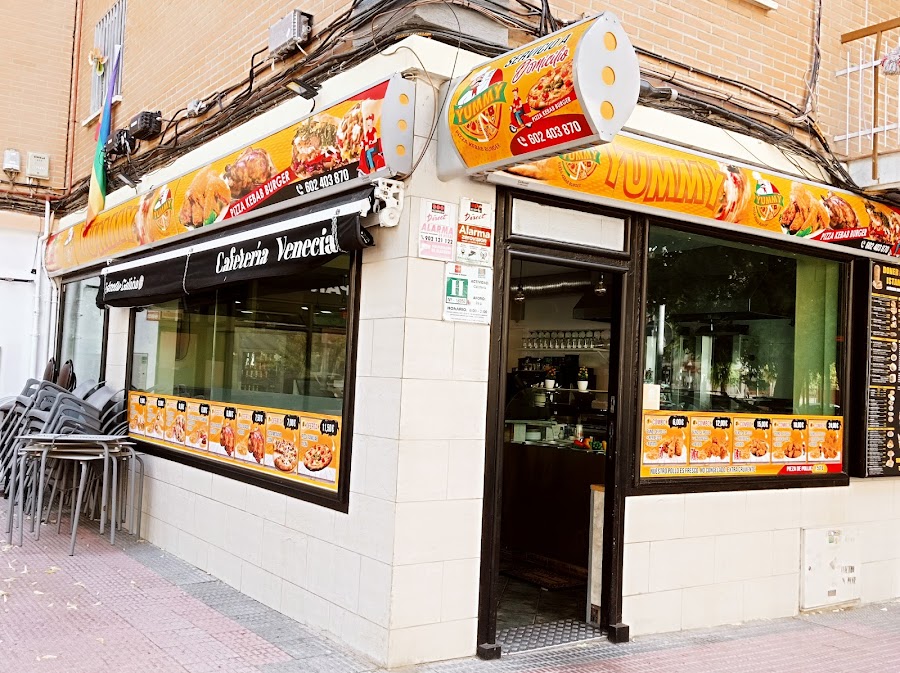 YUMMY, PIZZA KEBAB, BURGUER