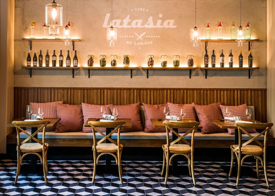 Latasia Casa De Comidas