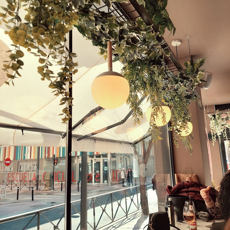 Lolita Café Brunch